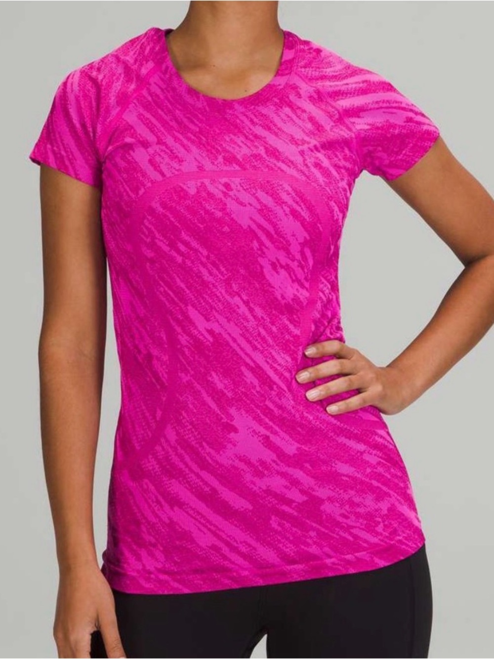 Lululemon Camouflage Pow Pink Swiftly Tech Size 2
